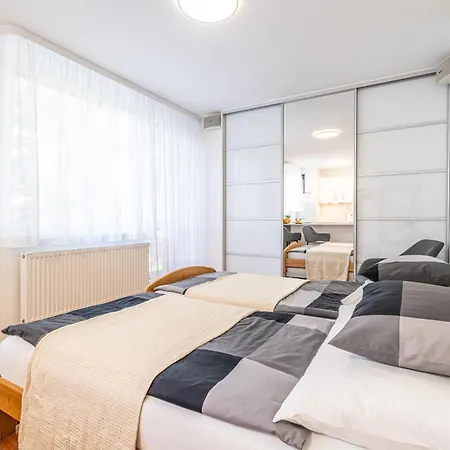Apartment Komin Apartmán Komín