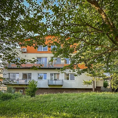 Apartment Komin Komín